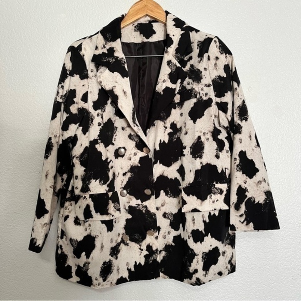 Shein oversized Lightweight Cow print Blazer